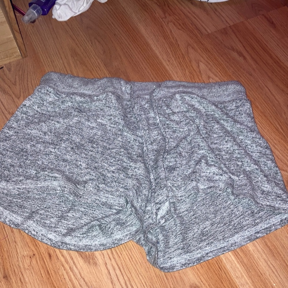 Make+Model gray shorts